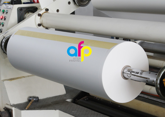 25 mícrons Matt Laminating Film Roll, filmes da laminação de 495mm * de 3000m BOPP