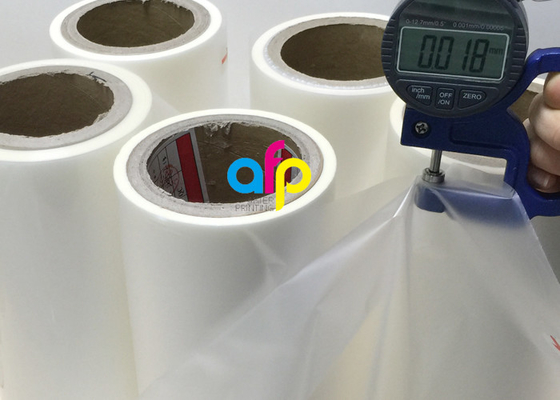 25 mícrons Matt Laminating Film Roll, filmes da laminação de 495mm * de 3000m BOPP
