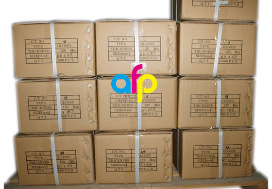 Filme matte da laminação do malote do poliéster do ANIMAL DE ESTIMAÇÃO da aparência para a estratificação do menu da foto do documento