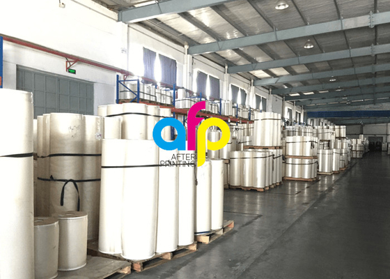 Filme de laminação adesiva BOPP brilhante fosco transparente para máquina de laminação térmica